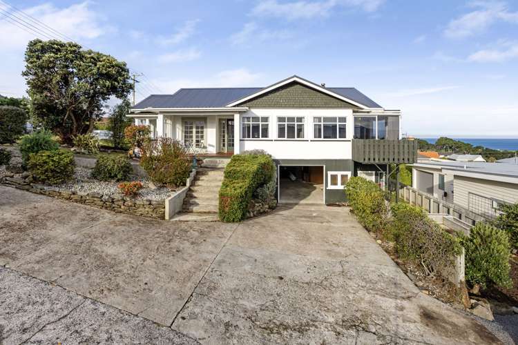 21 Kamura Street Tainui_32