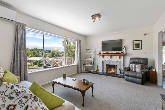 32 Dolbear Street Titirangi_2