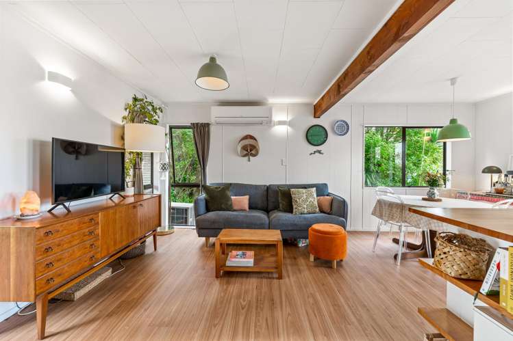 26a Brian Crescent Stanmore Bay_1