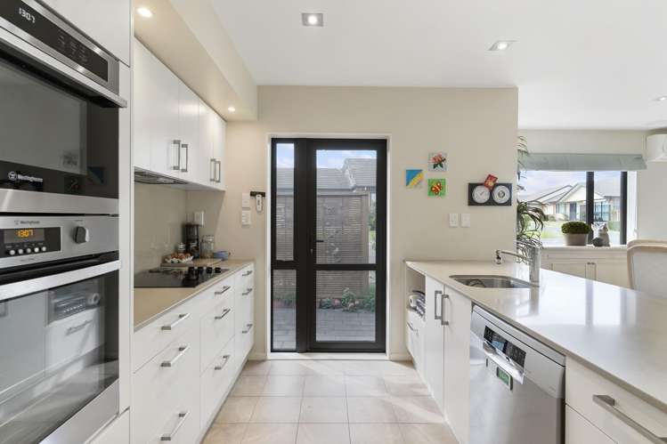 58 Royalle Mews Botany Downs_7