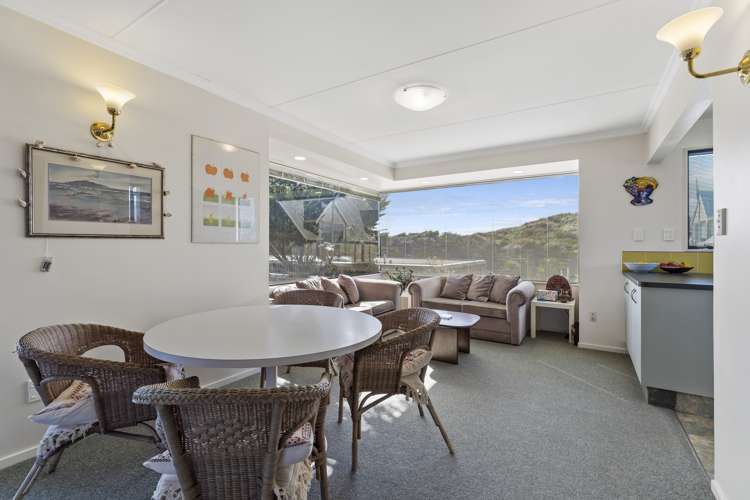 5 Moana Street Otaki Beach_5