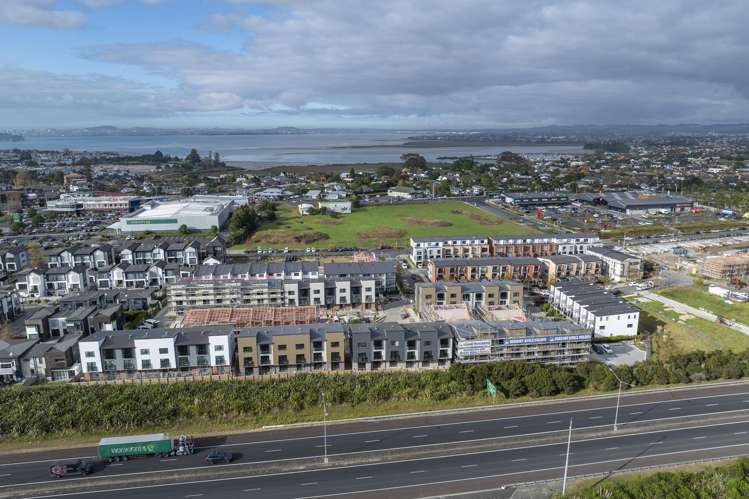 Lot 2/20 Falcon Crescent Hobsonville_40