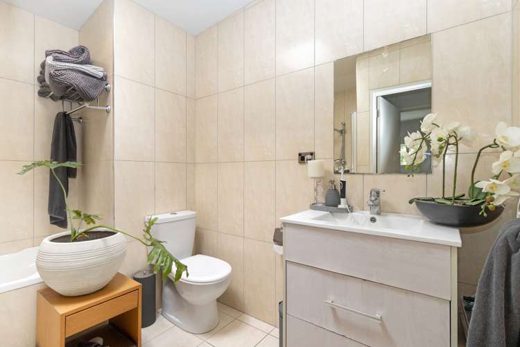 1/46 Peachgrove Road Hamilton East_7