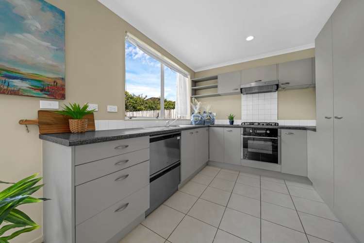 17 Marengo Parkway_4