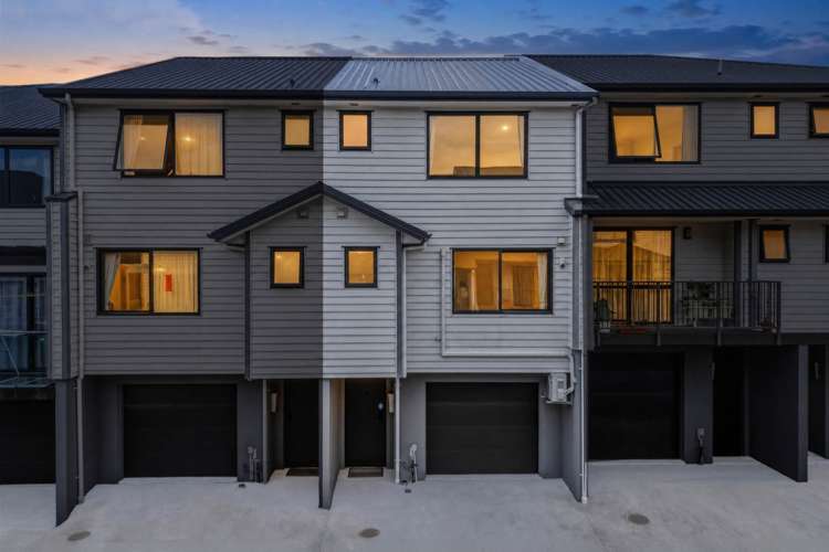 10 Peony Mews_0