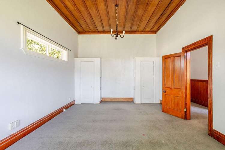 9 Madrid Street Dannevirke_13