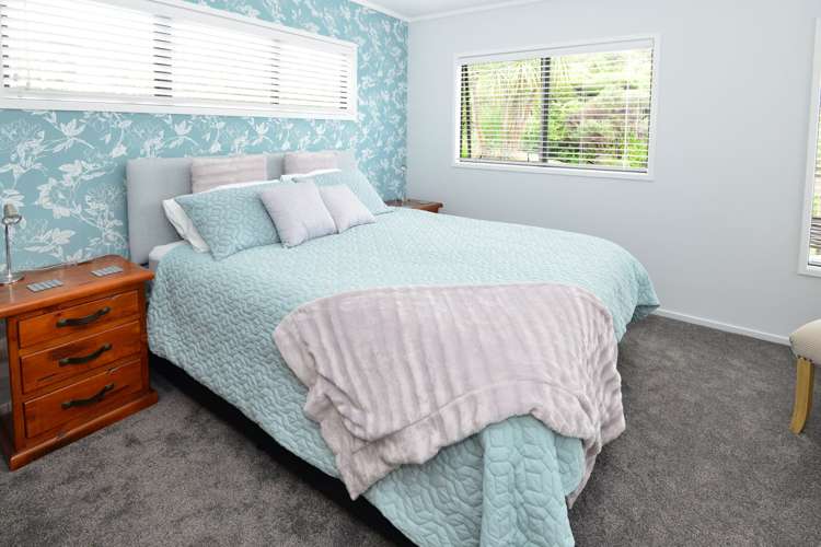 80 Roberta Crescent Orewa_12