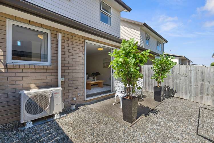 71 Chiefs Court Hamilton East_9