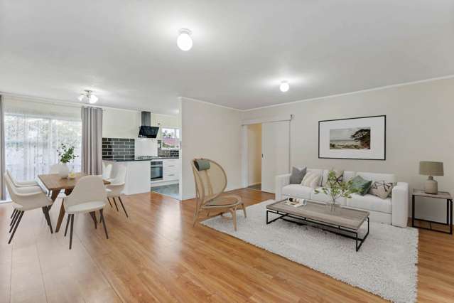 2/24a Waimumu Road Massey_1