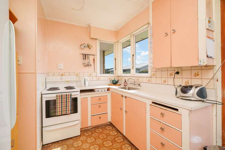 16 Dunbeath Crescent Kew_1