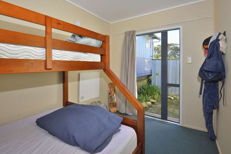 17a Weld Street Mahia_13