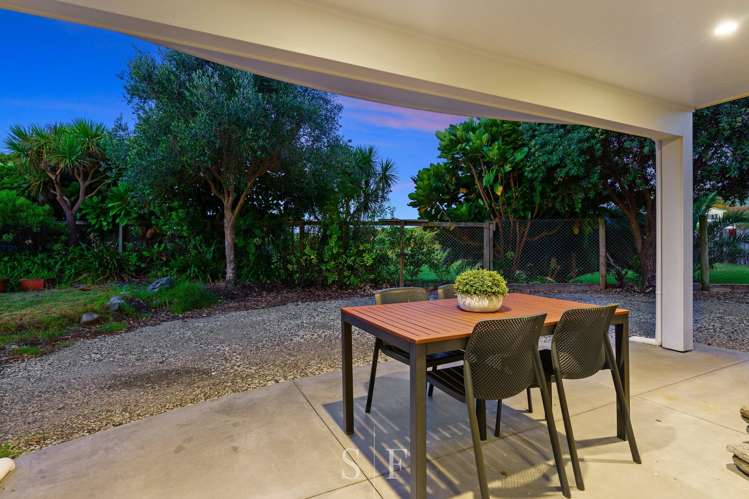  155 Field Way Waikanae Beach_24