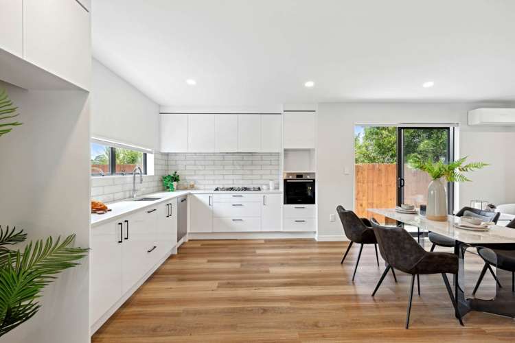 1 Milenio Crescent Windsor Park_10