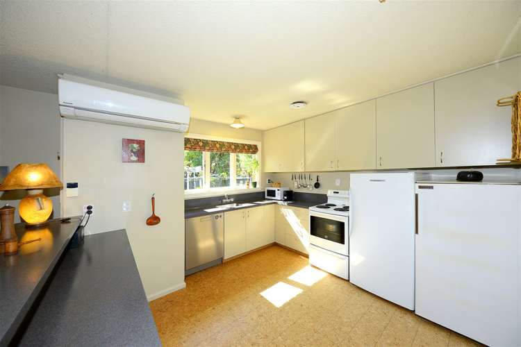 22 Ambleside Drive Burnside_5