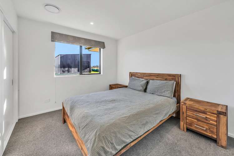 56 Summers Road Darfield_14