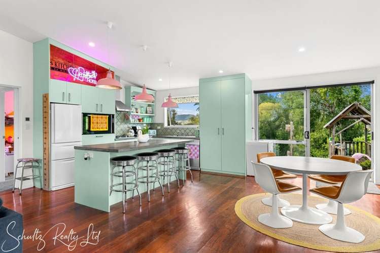 37 Willow Lane Maungaturoto_6