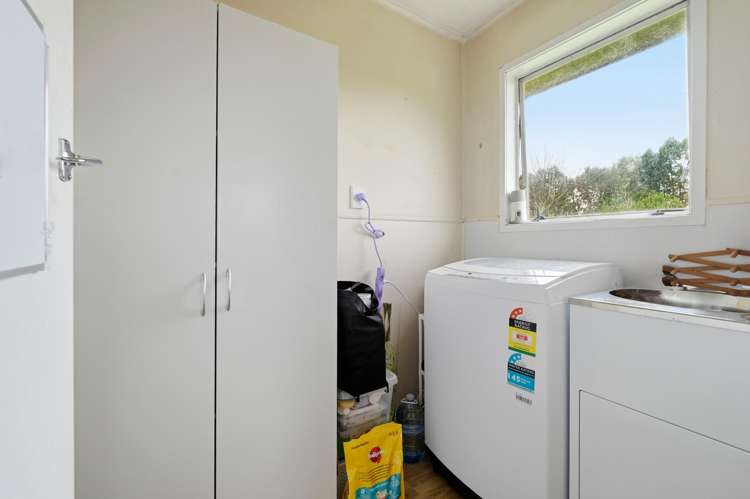 30A & B Deborah Place Mangakakahi_17