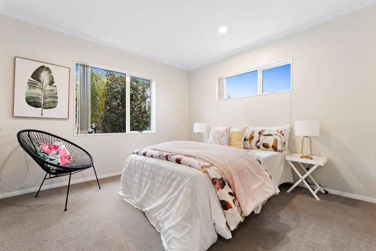 44 Amaretto Avenue Flat Bush_15