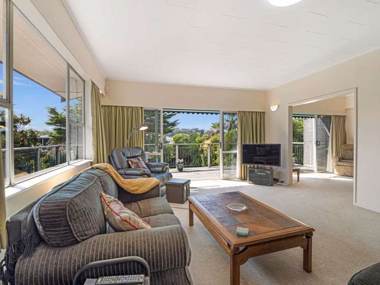 5 Exeter Crescent Springvale_2