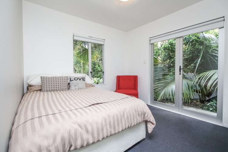 41 Raymond Terrace Northcote_12