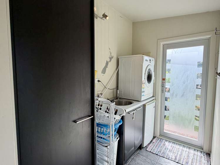 15 Cook Street Carters Beach_13