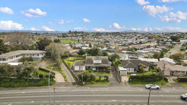 106 Tuhikaramea Road Dinsdale_2