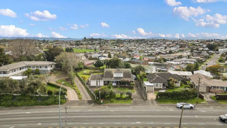 106 Tuhikaramea Road_2