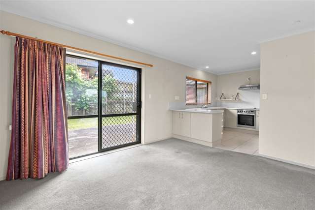 6 Brunswick Rise Mangere_2