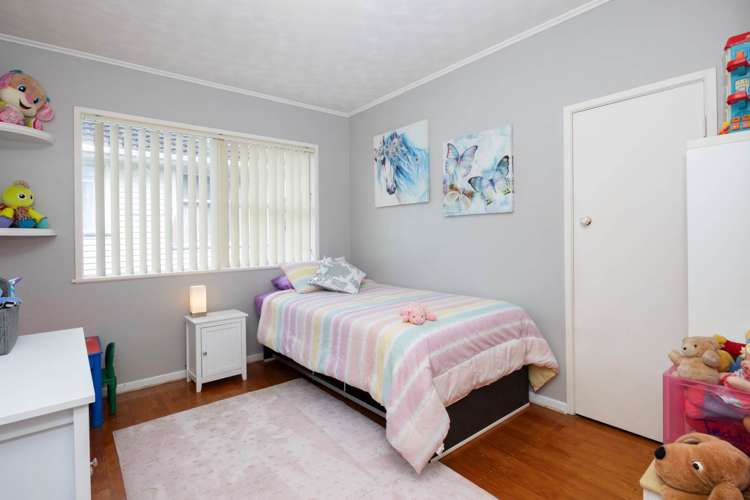 70 Barrys Road Glendene_9