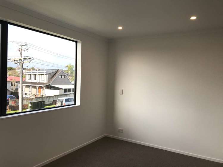 26B Titoki Street Te Atatu Peninsula_15
