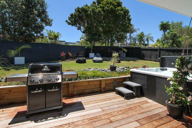 17 Donald Street Stanmore Bay_16