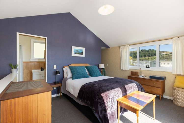 5 Kakenga Road Stoke_14