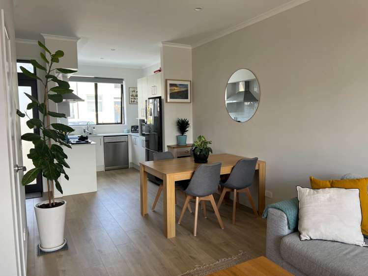 54 Walter Merton Road Hobsonville_4