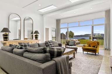 8 Kuiwai Drive_2