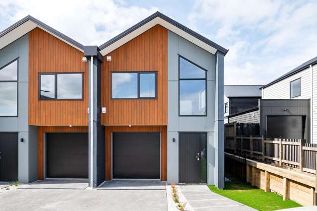 Freshly Built on Freehold Title