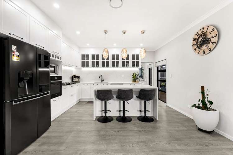 19 Tinaku Road Flat Bush_11