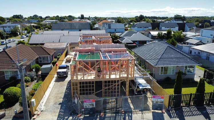 1-4/39 Antigua Street Addington_2