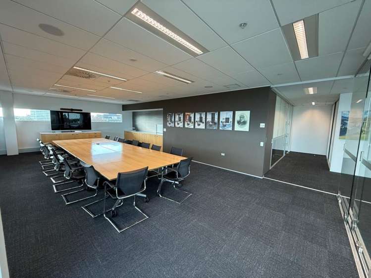 LVL 6 / 62 Worcester Boulevard City Centre_9