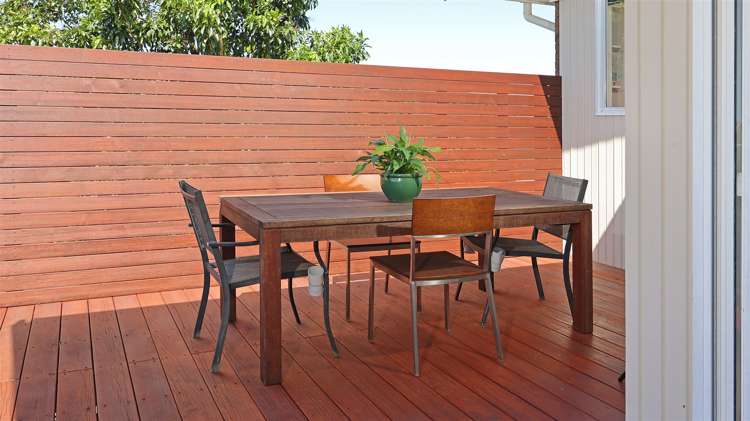 13 Taitua Drive Te Atatu South_6