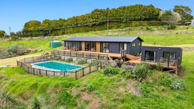 2 Craig Road Pollok_3