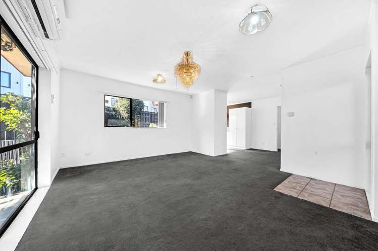 2/69 Victoria Road Papatoetoe_15