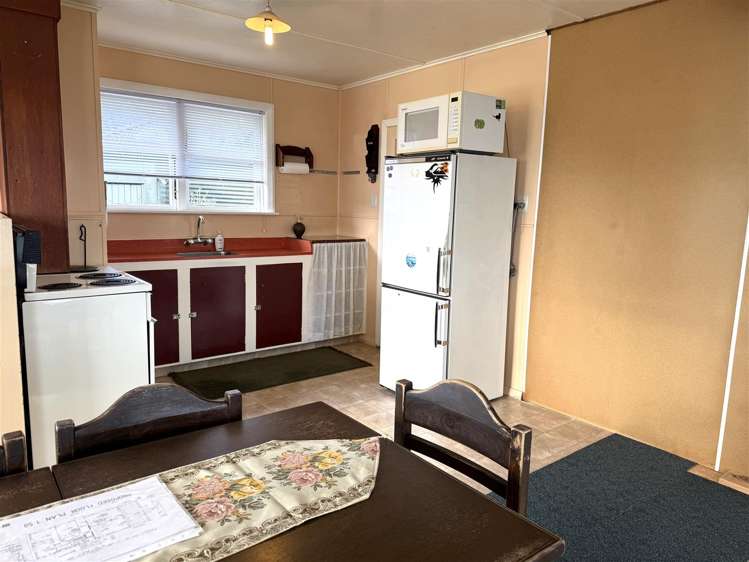 16 Monro Street Cobden_7