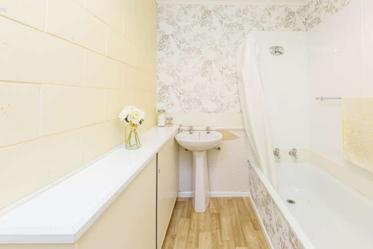 2/10 Ponderosa Grove Maoribank_9