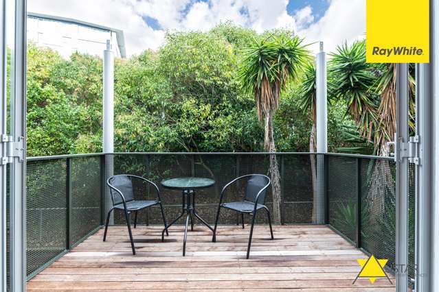 Modern Three-Bedroom Townhouse Offering Space, Style, and a Prime Parnell Location