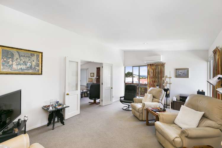 1 Atamira Close Churton Park_11