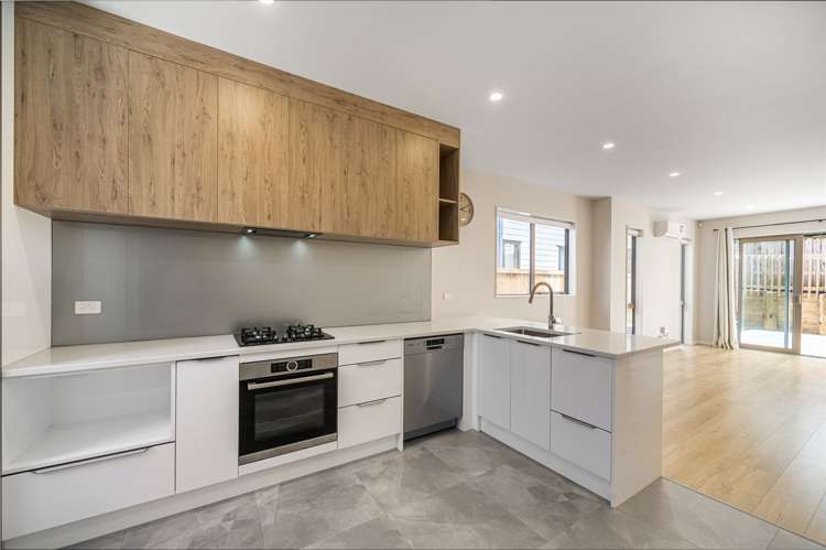 71c Glenmore Road Sunnyhills_9