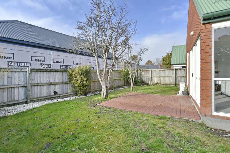 35a Larch Place Casebrook_13