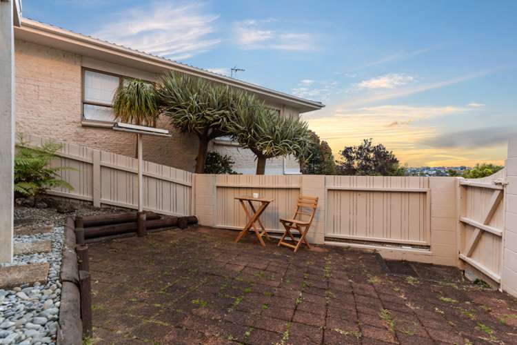 2/23 Target Road Totara Vale_11