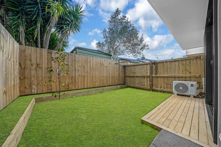 Lot 1-7/14 Montmere Avenue Te Atatu Peninsula_49