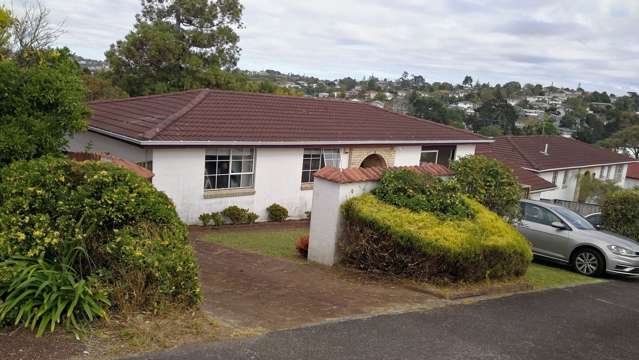 Sunny 3 bedroom townhouse in Westlake school zone
